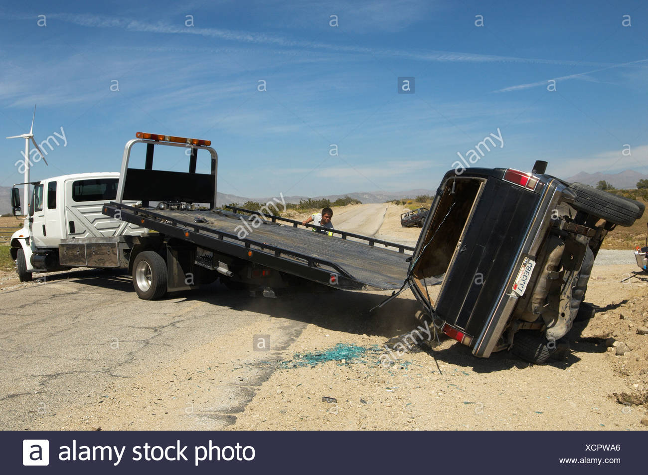 Tow Truck Pulling Car High Resolution Stock Photography and Images Alamy