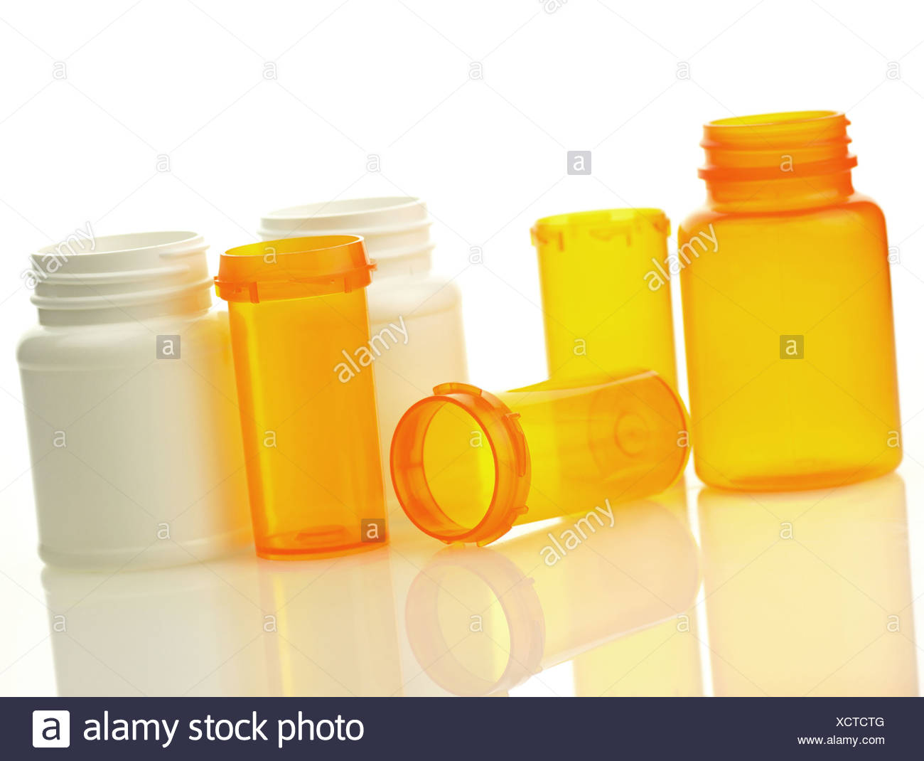 Pill Bottles Empty Stock Photos & Pill Bottles Empty Stock Images Alamy