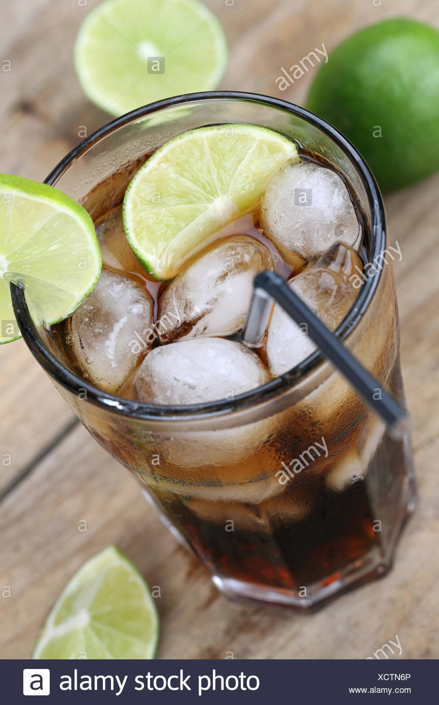 Limonade Glas High Resolution Stock Photography And Images Alamy