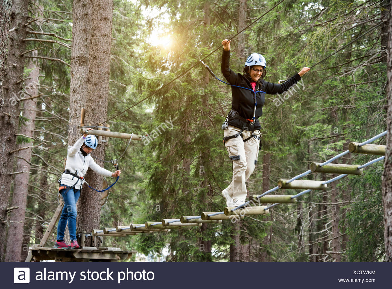 Using Rope High Resolution Stock Photography and Images Alamy