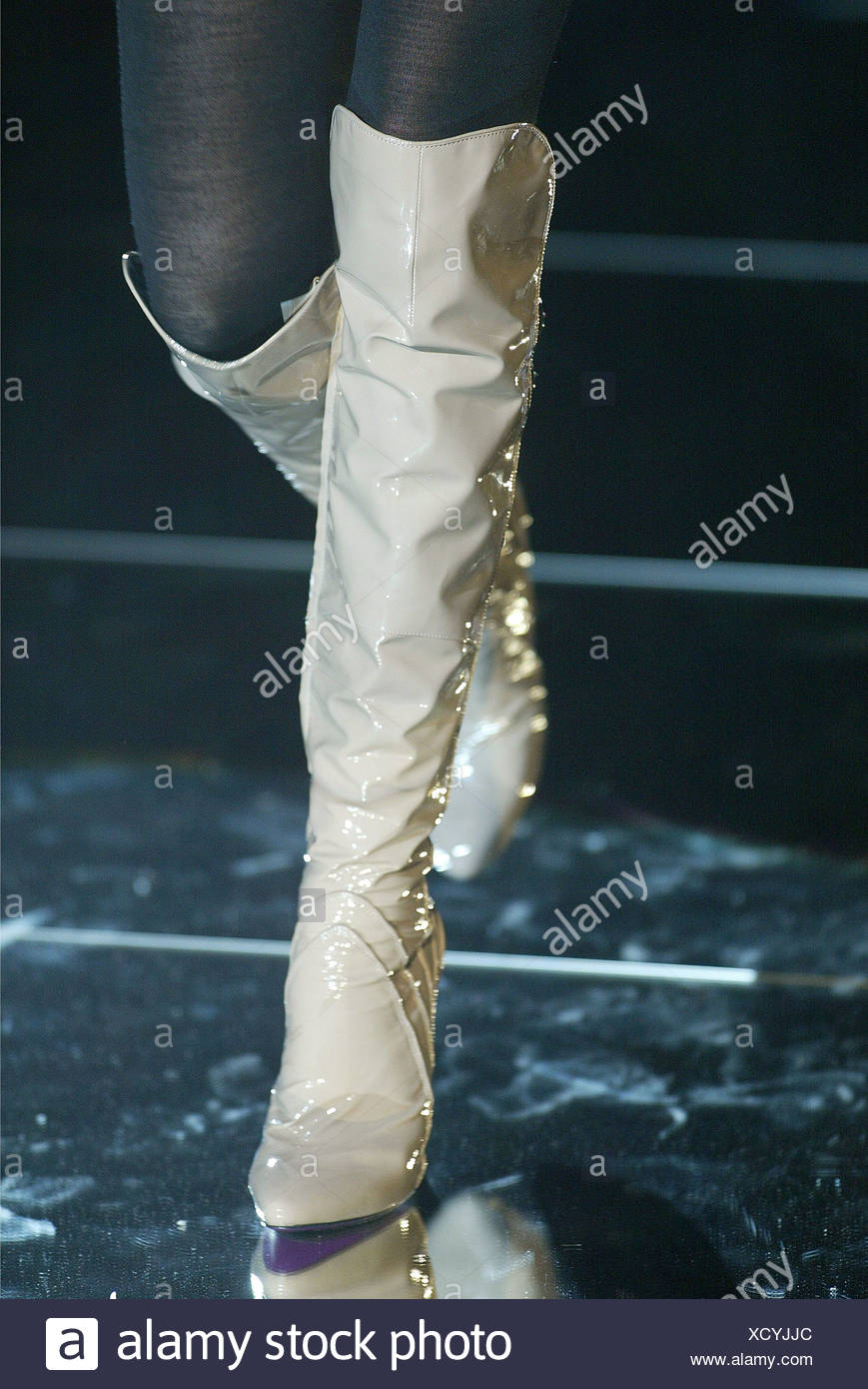 versace white boots