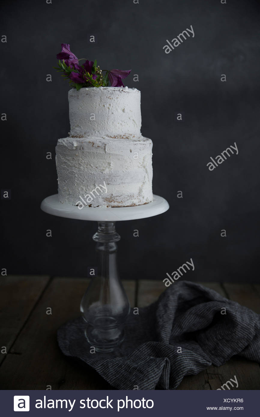 Two Tier Wedding  Cake  Stock Photos Two Tier Wedding  Cake  