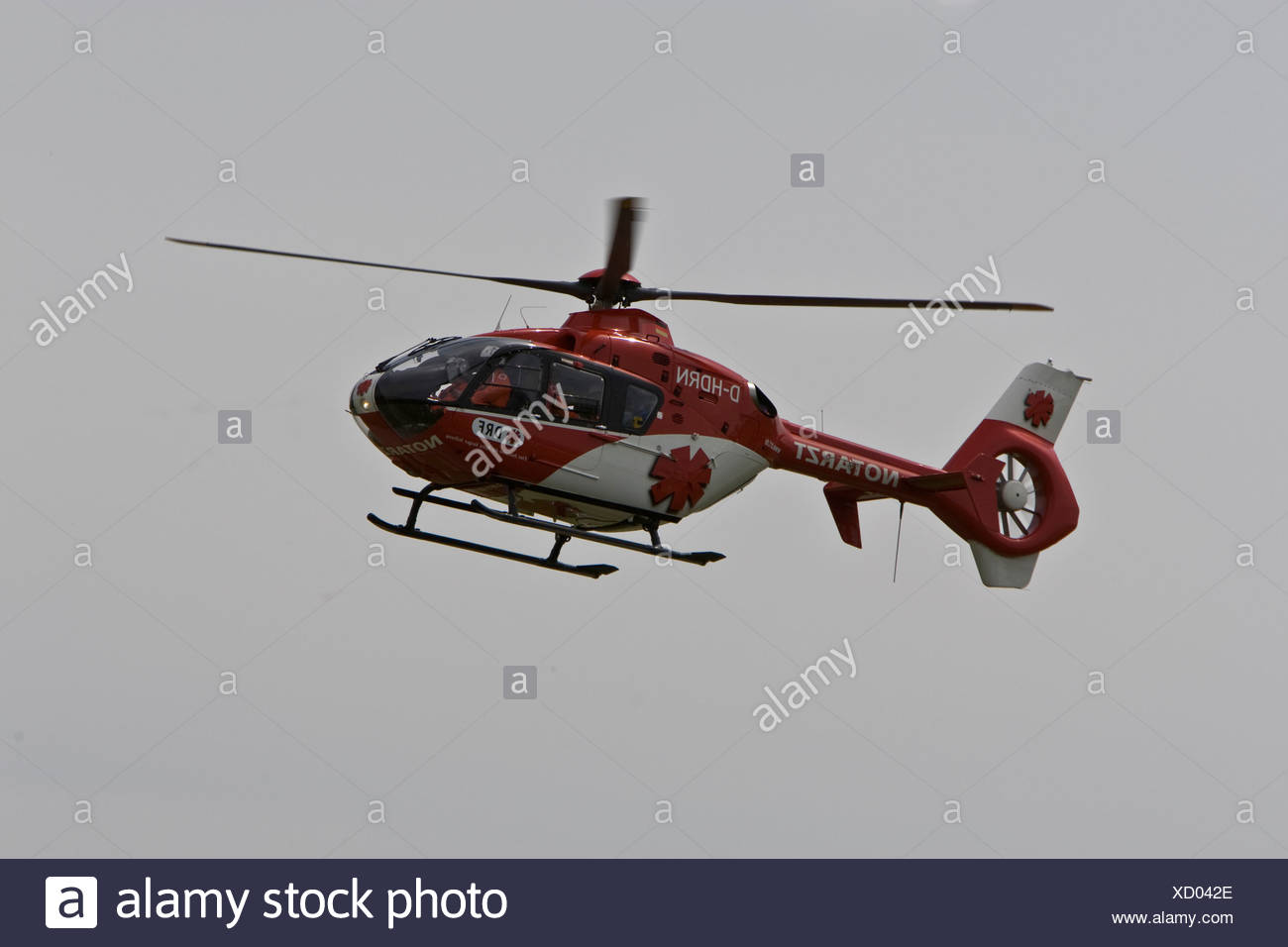 Paramedic Helicopter High Resolution Stock Photography and Images - Alamy