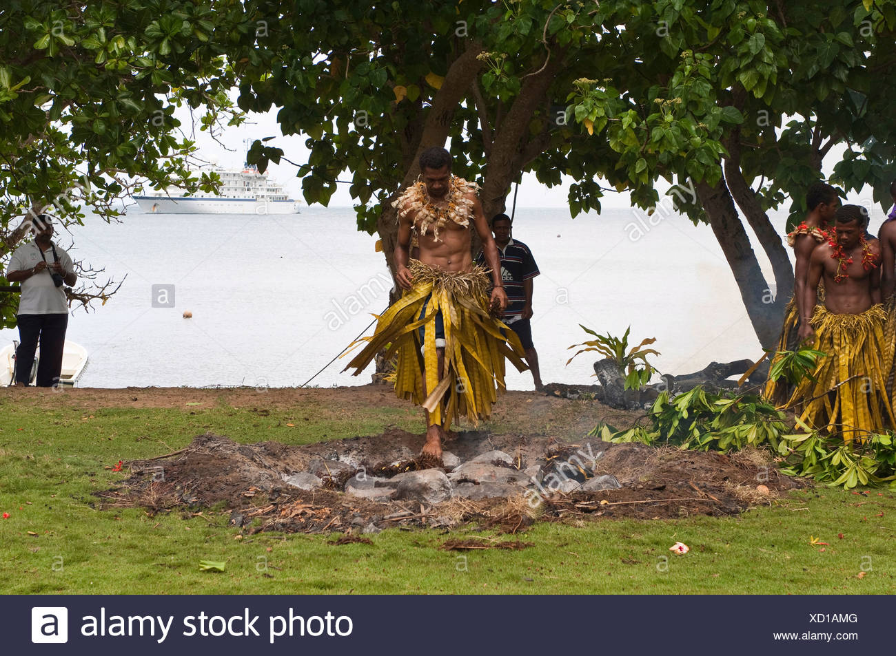 Fire Walking Fiji Stock Photos & Fire Walking Fiji Stock Images - Alamy