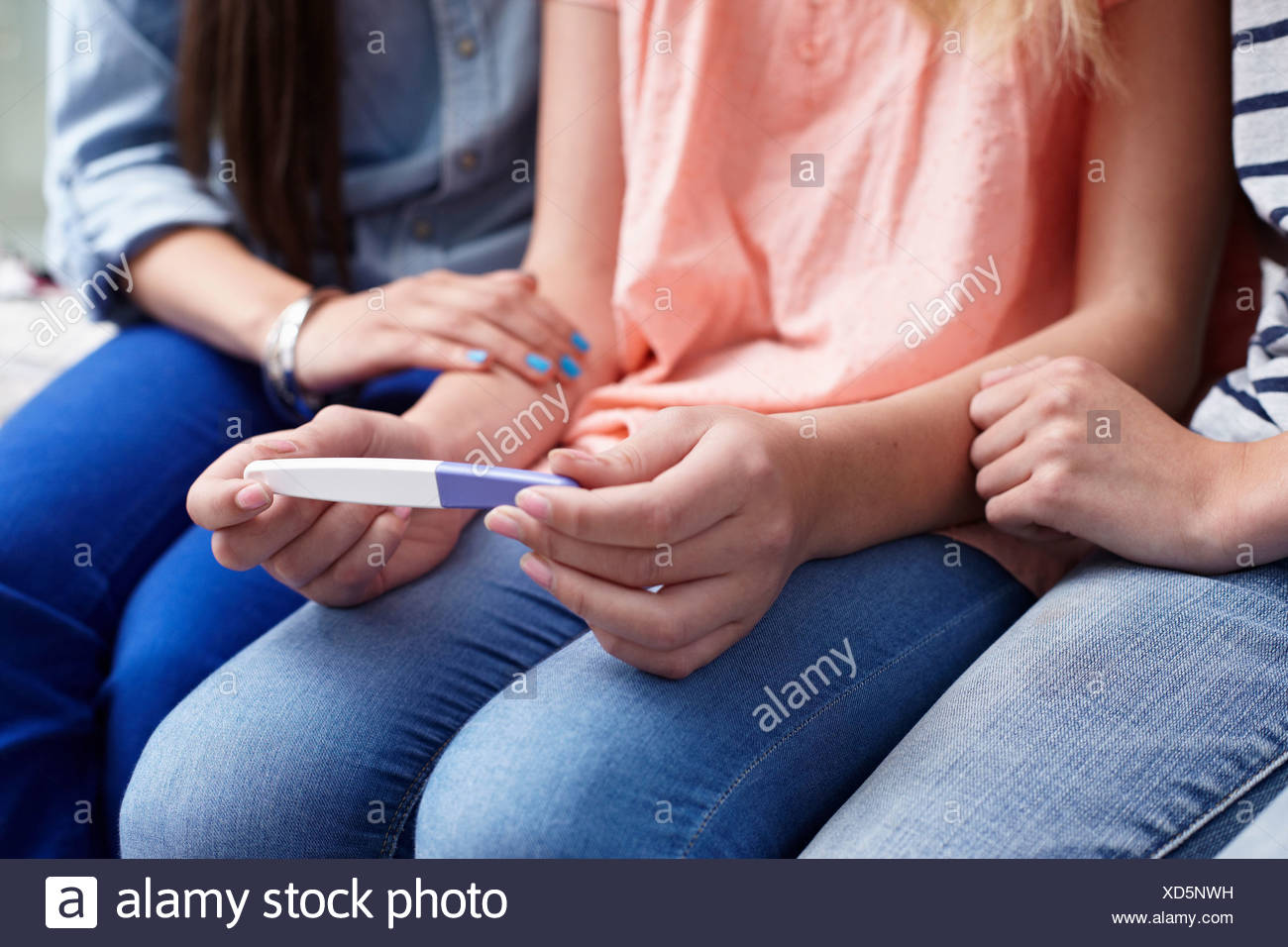 Teenage Pregnant Girls High Resolution Stock Photography and Images Alamy