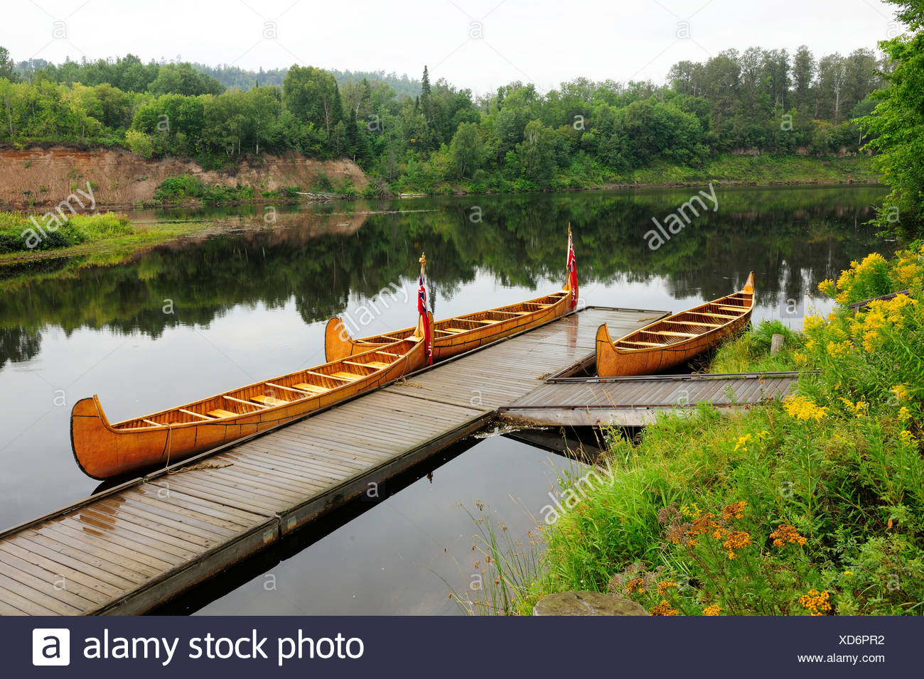 Traditional Native American Canoe High Resolution Stock Photography and