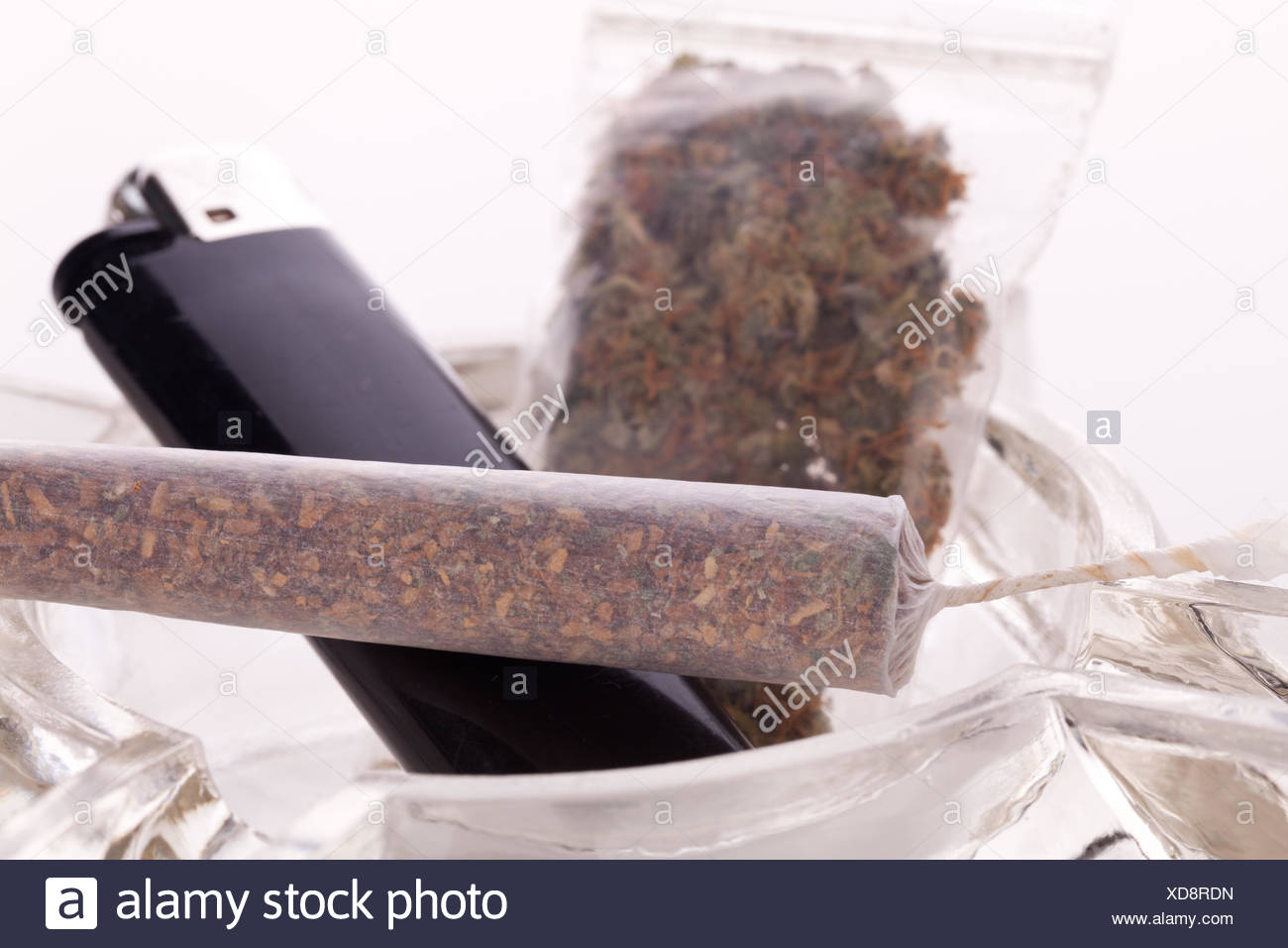 Smoking Paraphernalia Stock Photos & Smoking Paraphernalia Stock Images