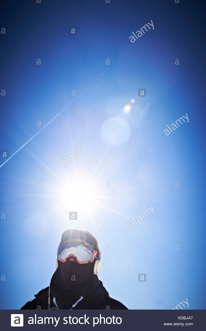 Men Wearing Mask High Resolution Stock Photography and Images - Alamy