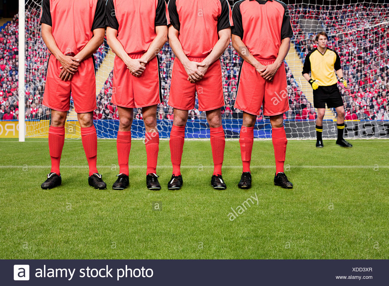 Free Kick Wall High Resolution Stock Photography And Images Alamy Free Kick Wall High Resolution Stock Photography And Images Alamy