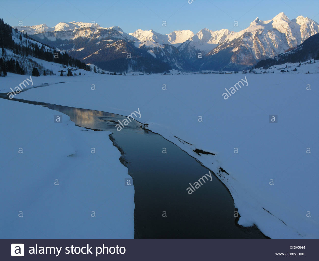 Canton Schwyz Mountains Scenery Landscape Sihl Sihlsee Lake Sihl Snow Switzerland Europe Winter Stock Photo Alamy