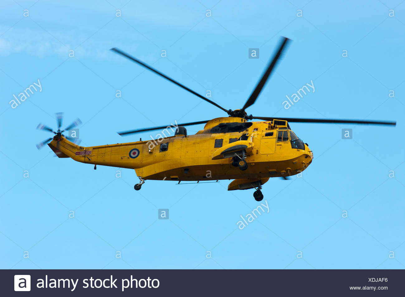 Yellow Helicopters High Resolution Stock Photography and Images Alamy
