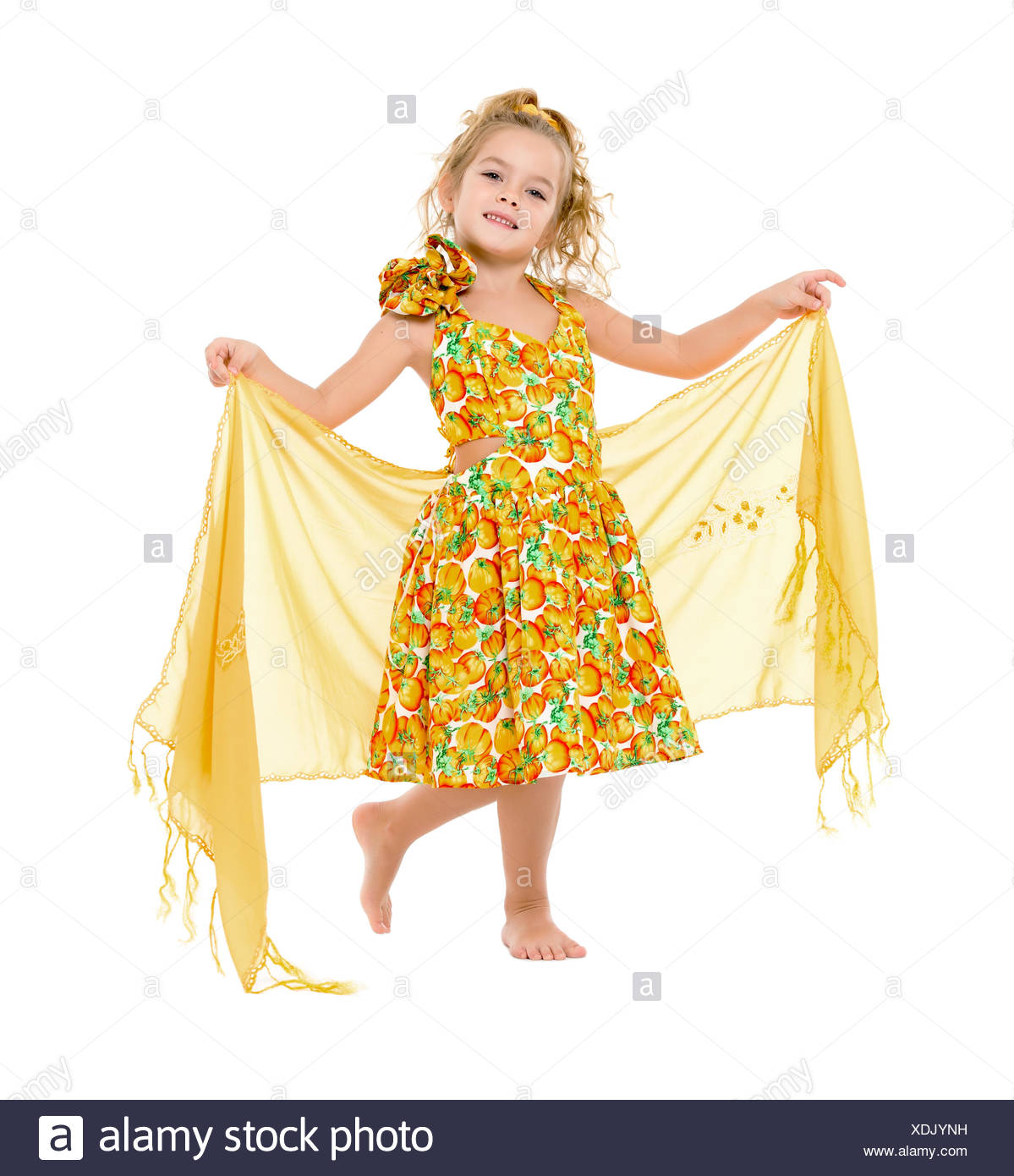 shawl for yellow dress
