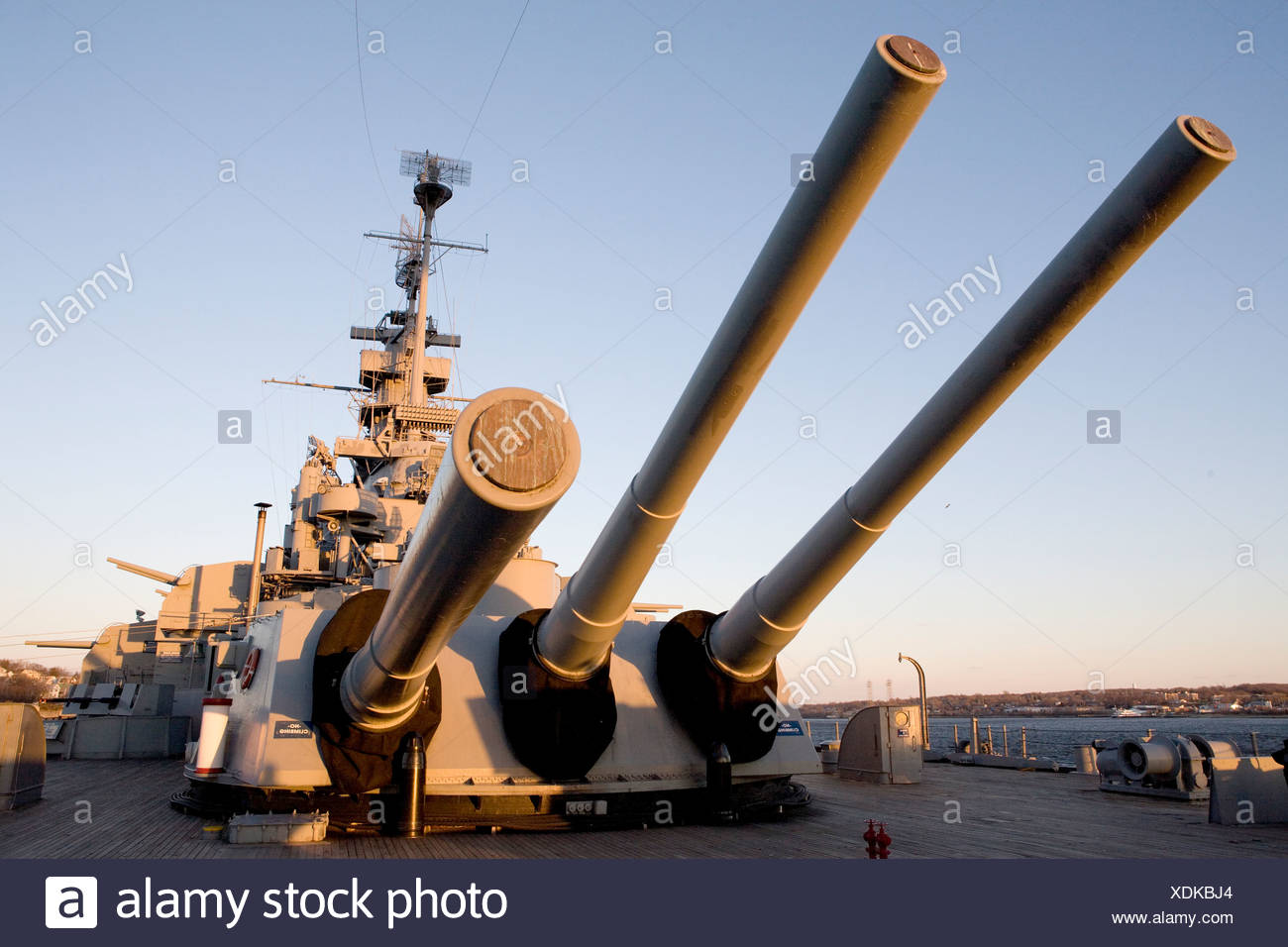 Battleship 16 Inch Gun Range : Armament of the Iowa-class battleship – FQDA