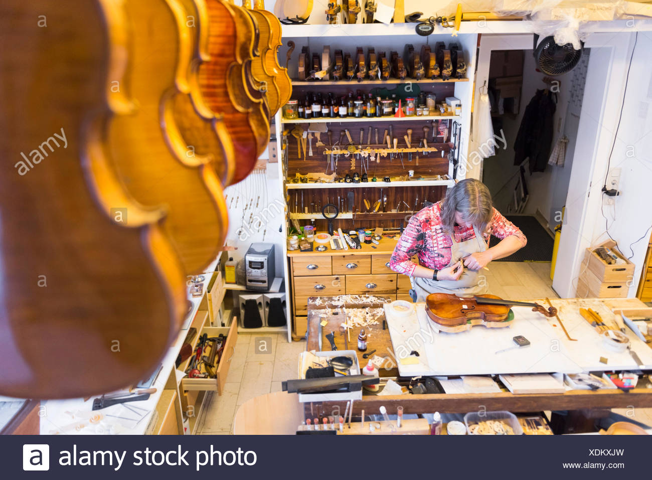 Violin Work Maker Wood Stock Photos & Violin Work Maker Wood Stock