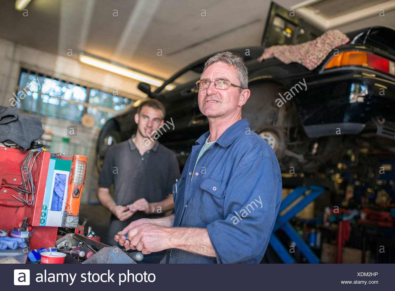 Team Work Men Mechanic High Resolution Stock Photography and Images Alamy