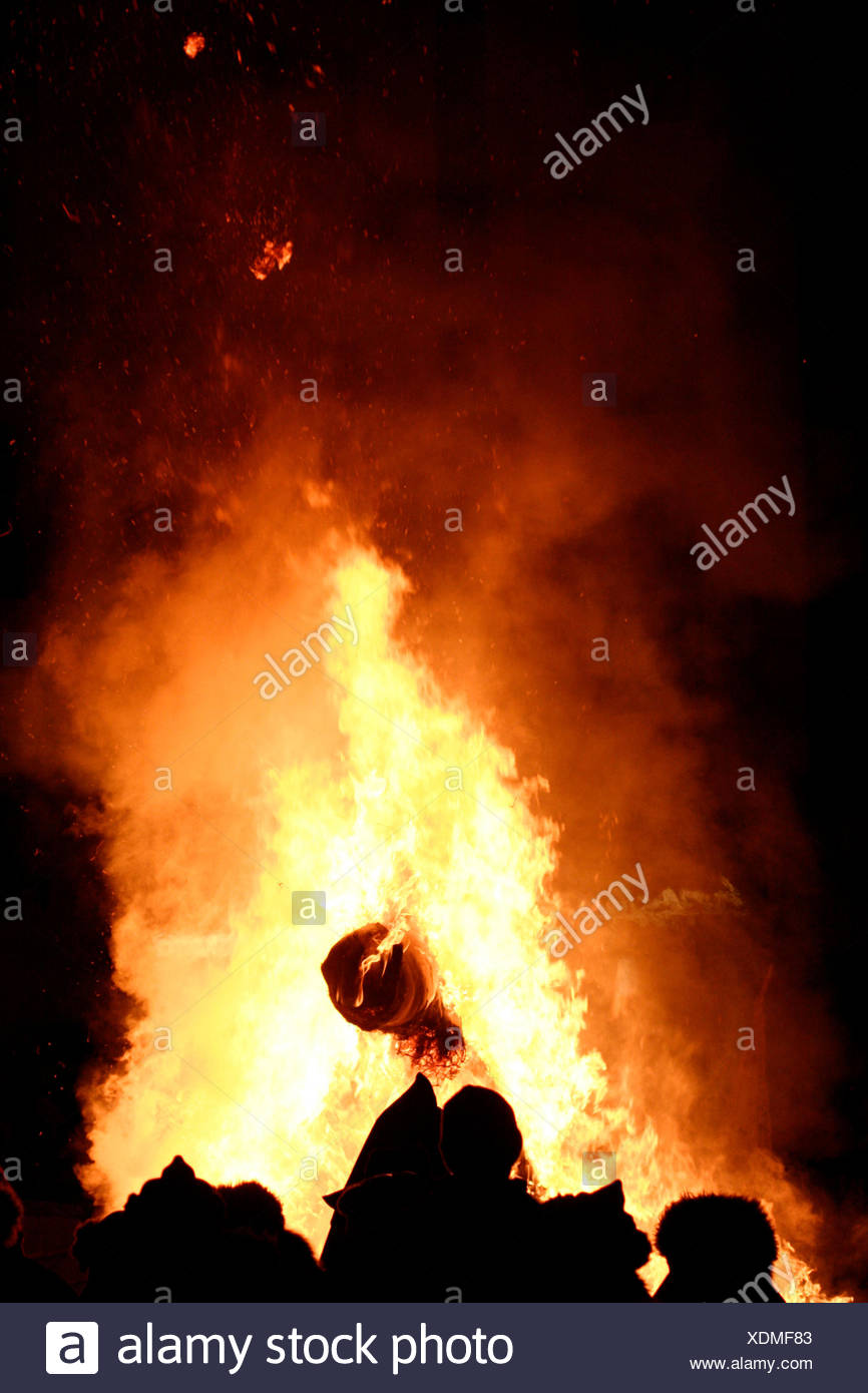 Burning Of Witches High Resolution Stock Photography and Images - Alamy