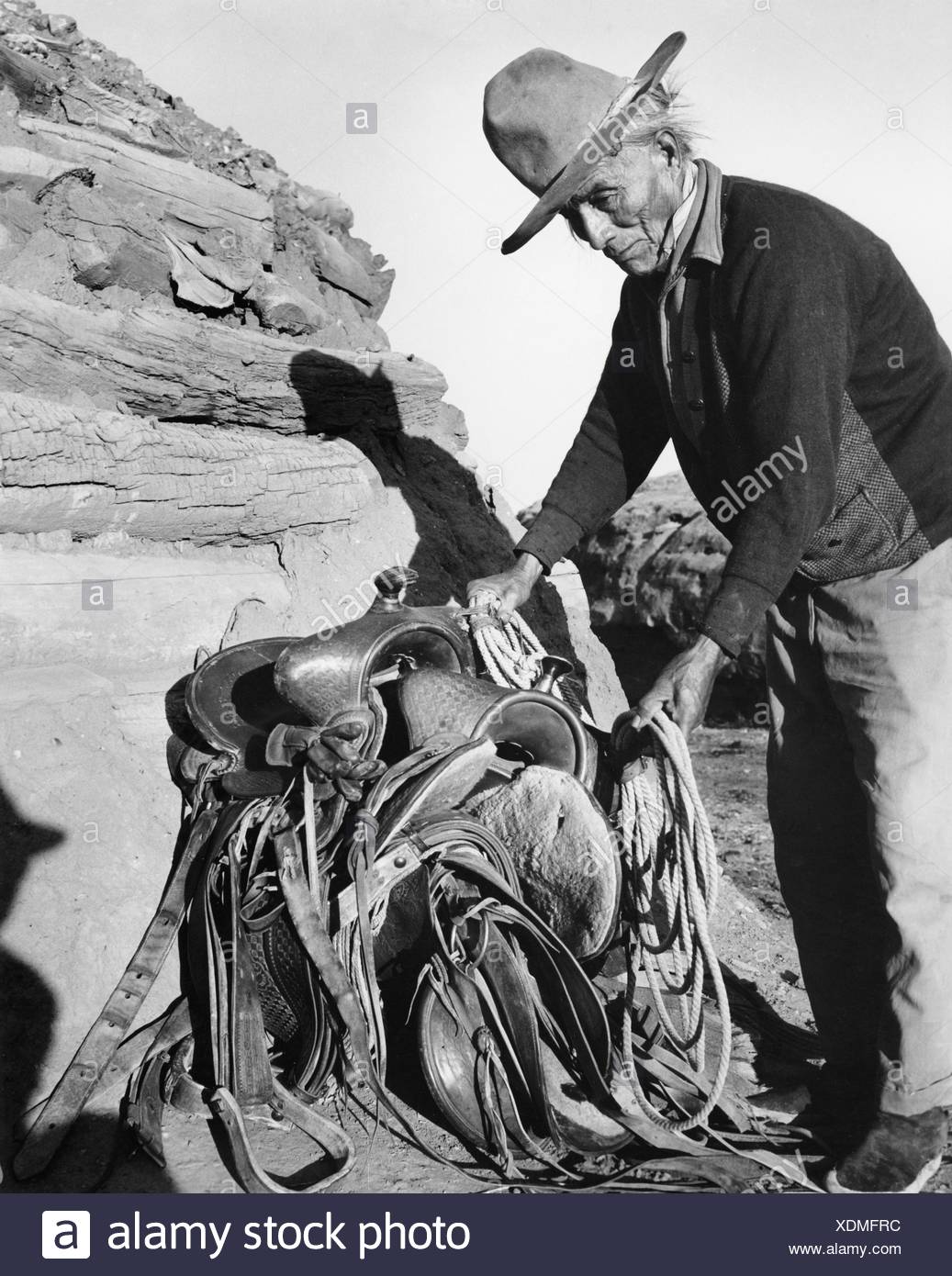 Traditional Navajo Clothing High Resolution Stock Photography and ...