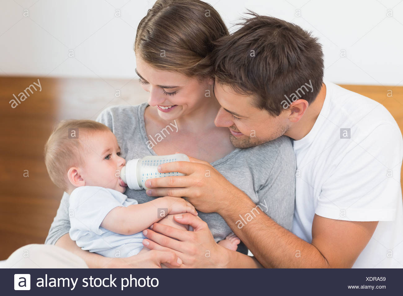 baby photo with parents