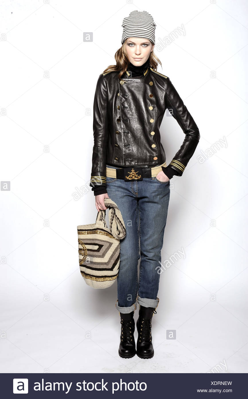 tory burch beanie