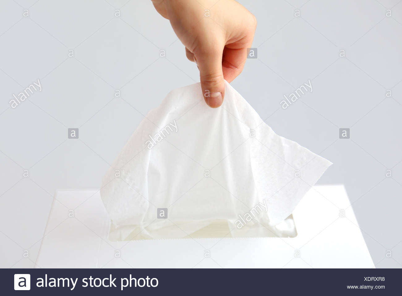 Hand Holding Tissue High Resolution Stock Photography and Images Alamy