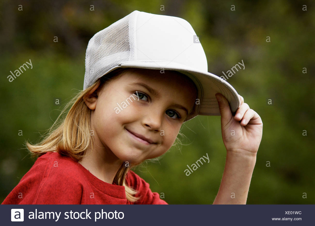black and blue mets hat