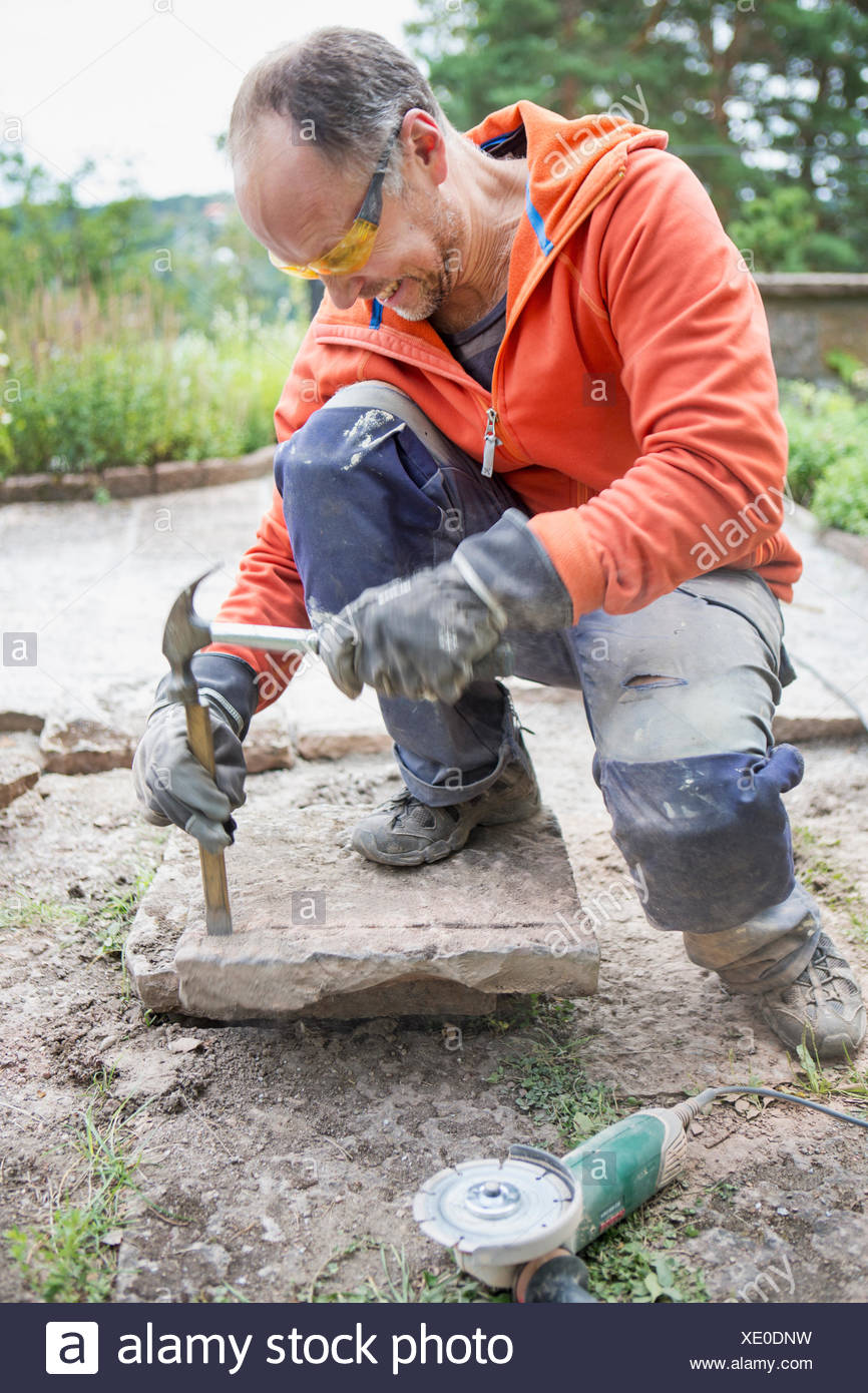 Hammer And Chisel High Resolution Stock Photography and Images Alamy
