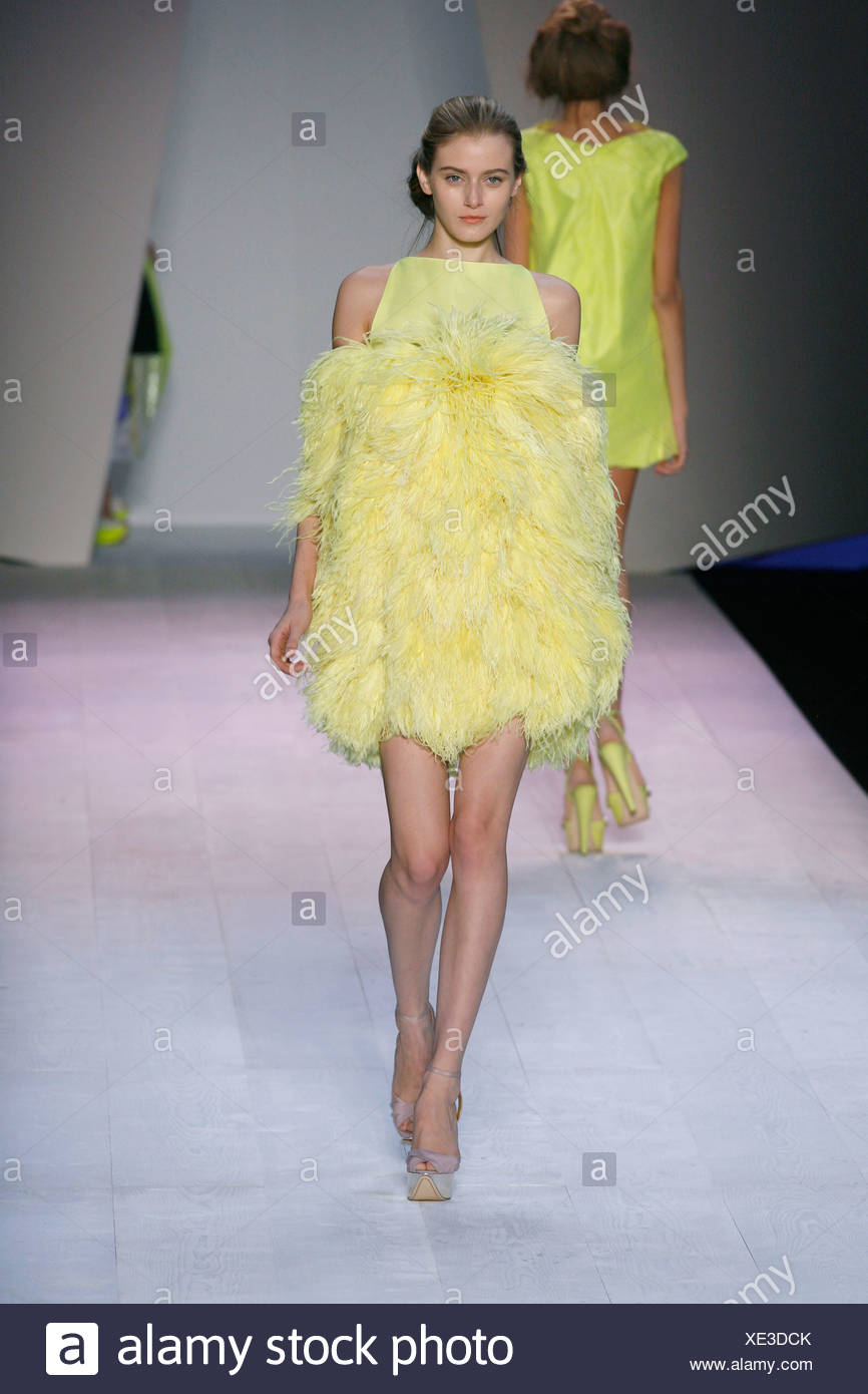 giambattista valli yellow dress