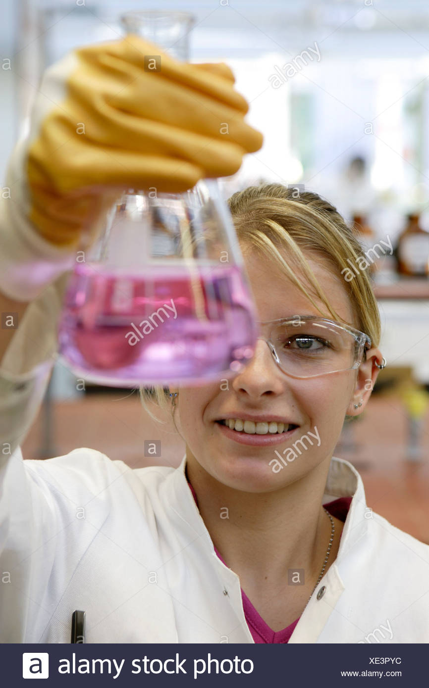 Trainee Laboratory Assistant At Henkel In Duesseldorf Stock Photo Alamy