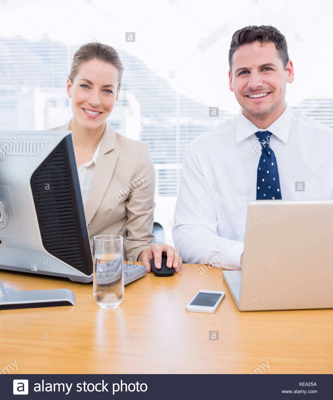 Two Things Smart Women Do to Attract Smart Men