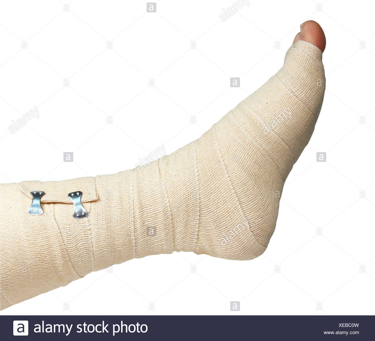 Page 3 Foot Bandage High Resolution Stock Photography And Images Alamy