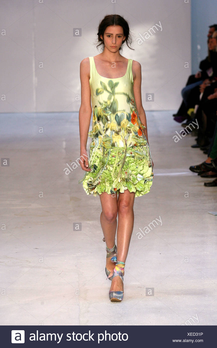 shoes to wear with lime green dress