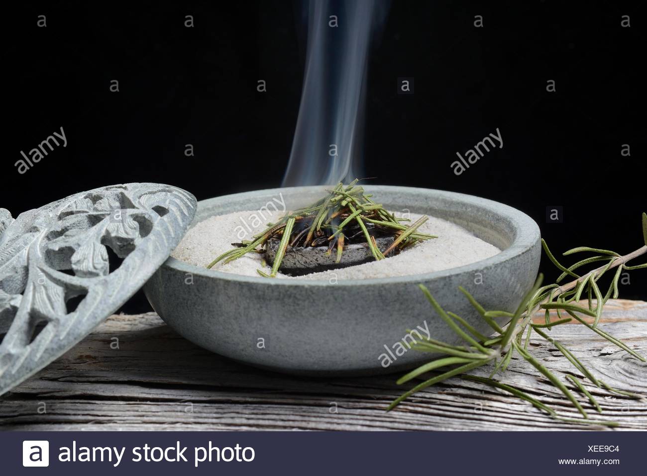 How to burn rosemary