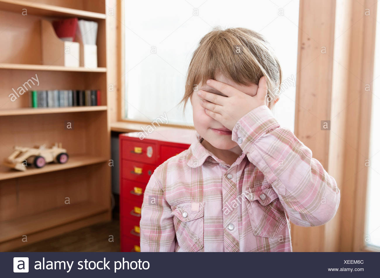 Hand Covering Eyes Stock Photos & Hand Covering Eyes Stock Images Alamy