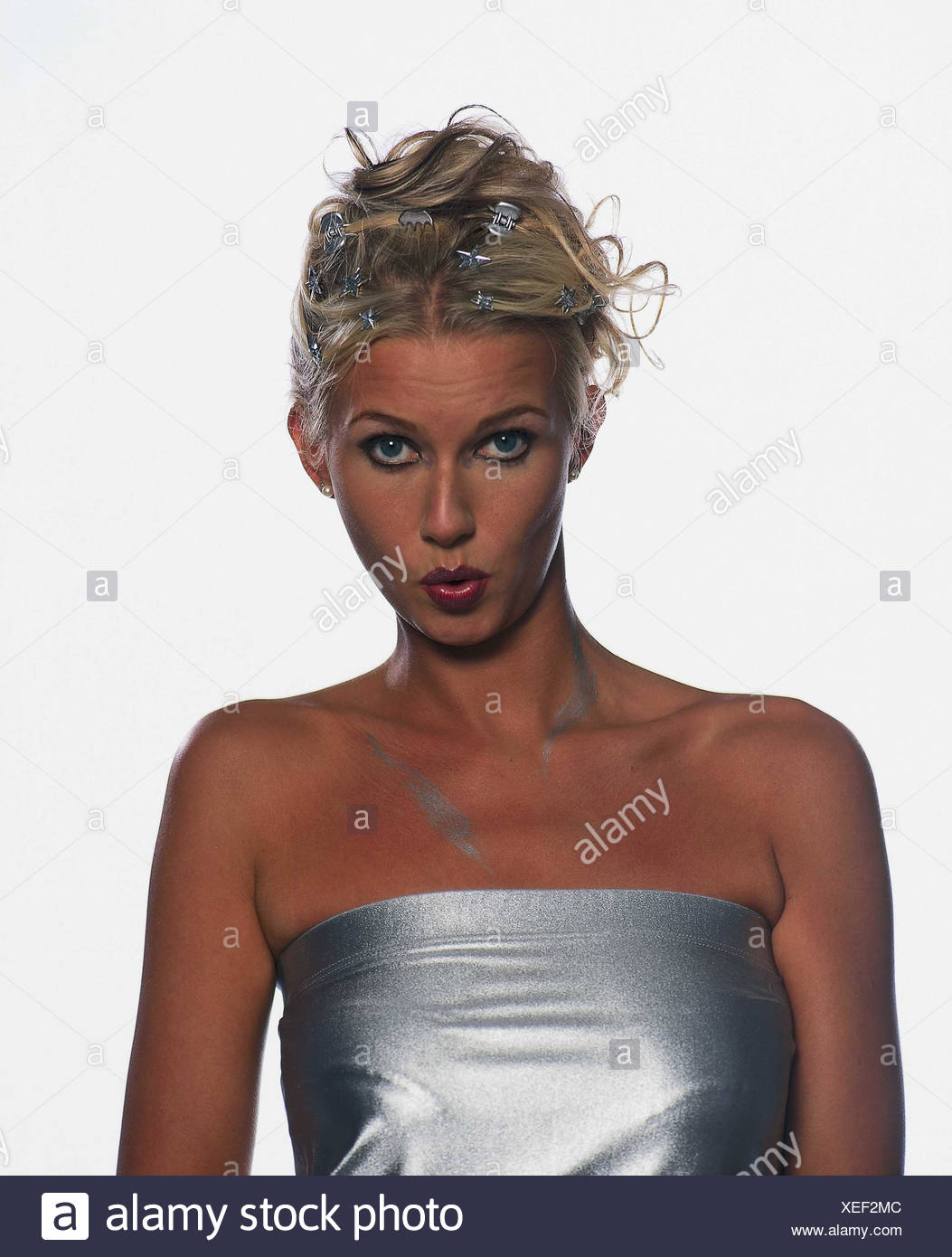 Woman Young Blond Top Silver Elegantly Strapless Facial