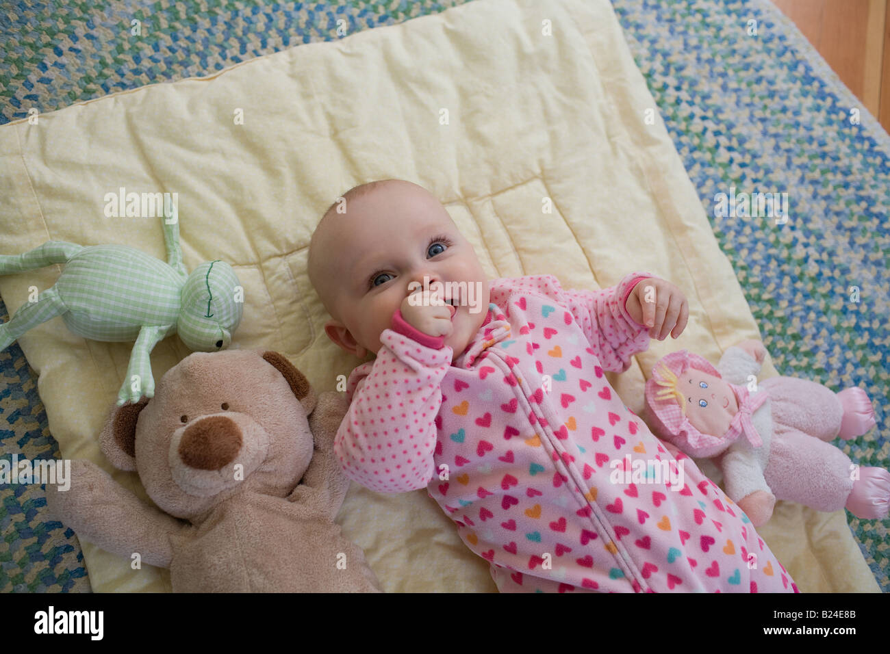 Маленькие лялечки в кроватку