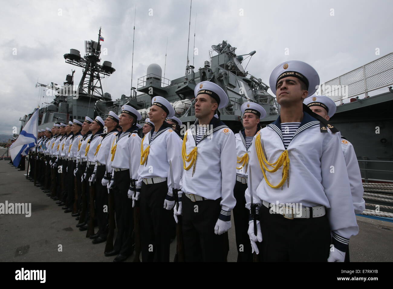 Состав войск военно морского флота. Матрос Тихоокеанского флота России. Рода войск ВМФ РФ. Военный моряк. Морской флот для дошкольников.