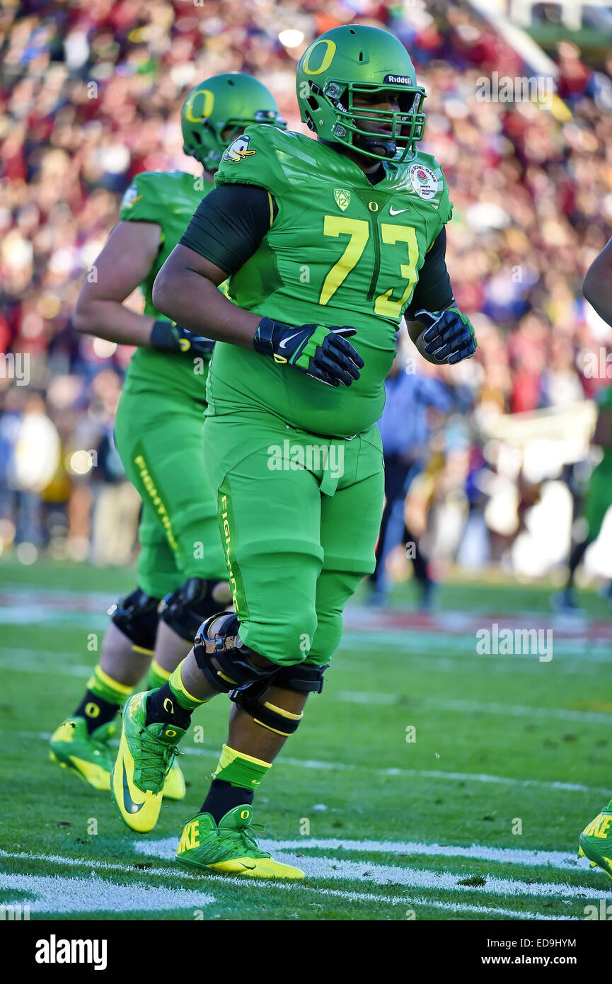 https://c8.alamy.com/comp/ed9hym/january-1-2015-tyrell-crosby-of-the-oregon-ducks-in-action-during-ed9hym.jpg
