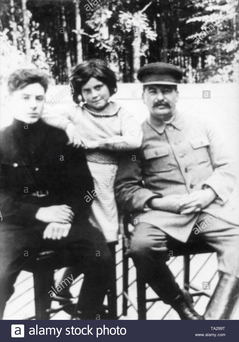 Василий Сталин и Капитолина Васильева