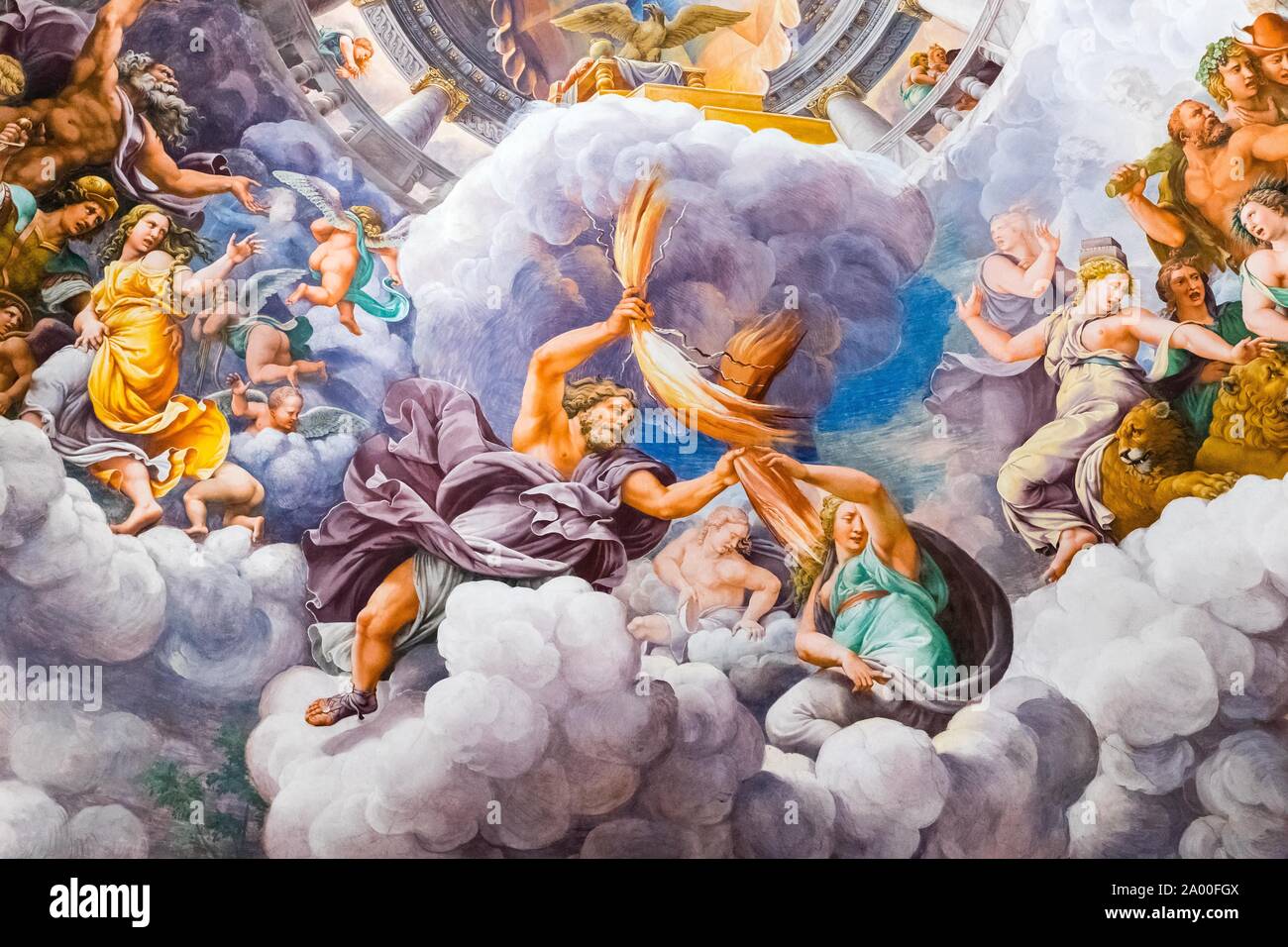 Jupiter schleudert Blitze, Kampf der Götter auf dem Olymp gegen die Riesen auf der Erde, illusionistische Fresko von Giulio Romano, Sala dei Giganti, Genuss Stockfoto