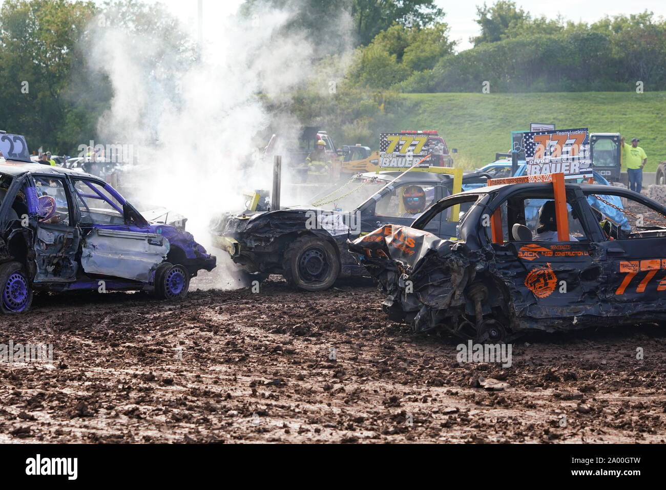 Hollywood Motorsports hielten ihre Demolition Derby event Pfoten für die Ursache zu helfen Mittel für lokale humane Gesellschaft heben, Oshkosh, Wisconsin Stockfoto