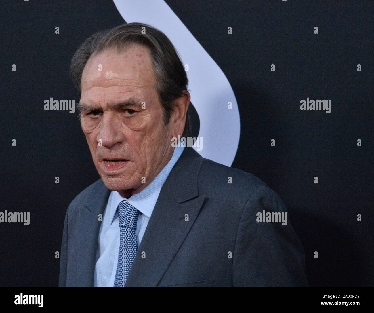 Los Angeles, USA. 18 Sep, 2018. Warf Mitglied Tommy Lee Jones besucht die Premiere des Motion Picture sci-fi-Thriller "Ad Astra" am ArcLight Cinerama Dome im Hollywood Abschnitt von Los Angeles am Mittwoch, 18. September 2018. Storyline: Astronaut Roy McBride (Brad Pitt) fährt auf die äußeren Ränder des Sonnensystems seinen verschwundenen Vater zu finden und das Geheimnis, das das Überleben unseres Planeten bedroht. Seine Reise wird entdecken Sie Geheimnisse, die die Natur der menschlichen Existenz und unseren Platz im Kosmos Herausforderung. Foto von Jim Ruymen/UPI Quelle: UPI/Alamy leben Nachrichten Stockfoto