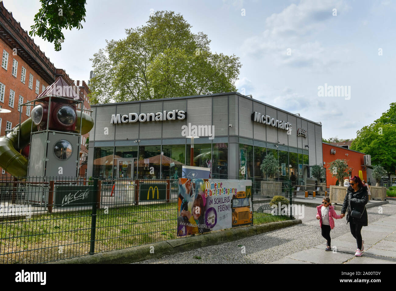 McDonald's, Wrangelstrasse, Kreuzberg, Berlin, Deutschland Stockfoto