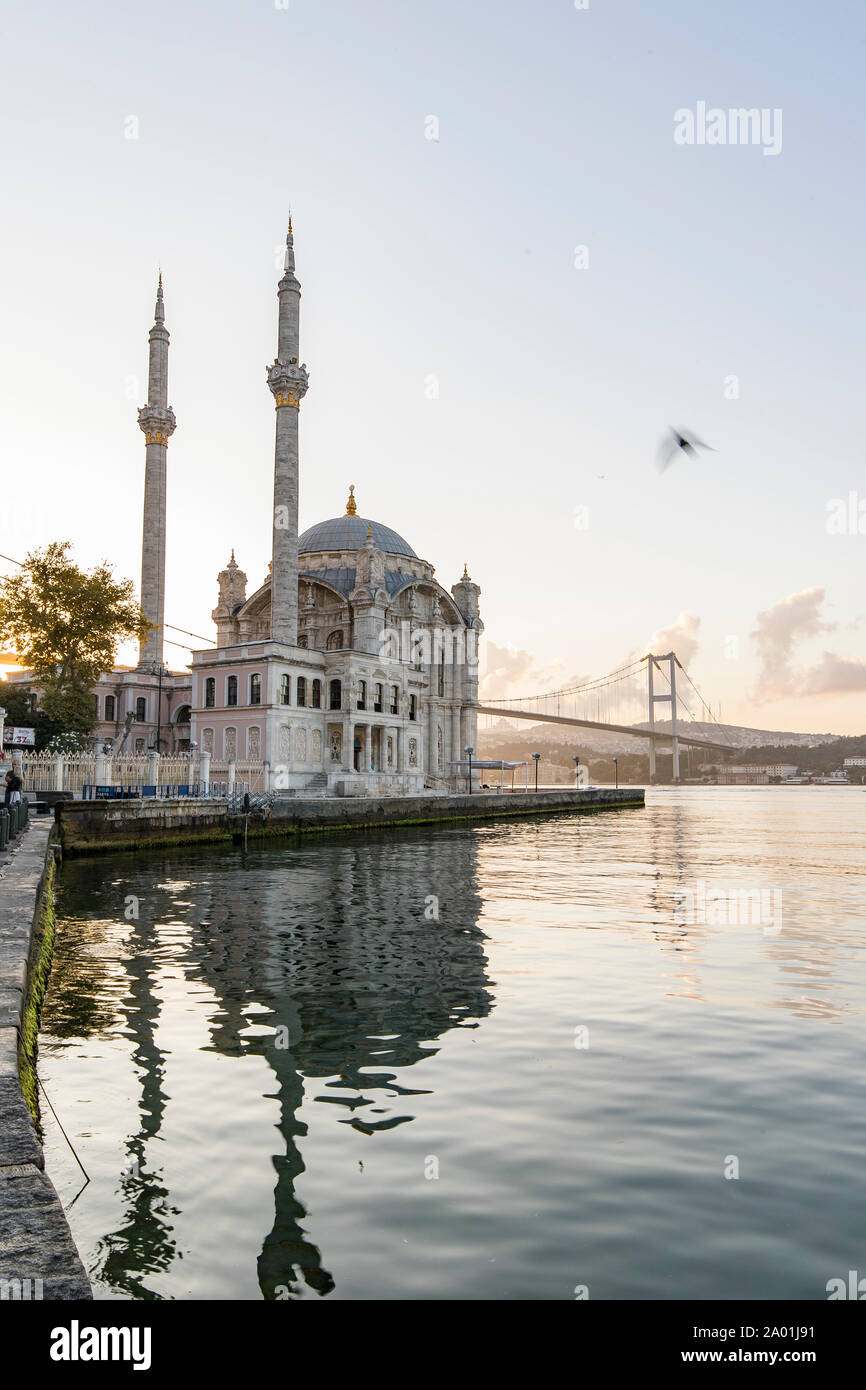 Ortaköy Buyuk Mecidiye Moschee, Istanbul Türkei Stockfoto