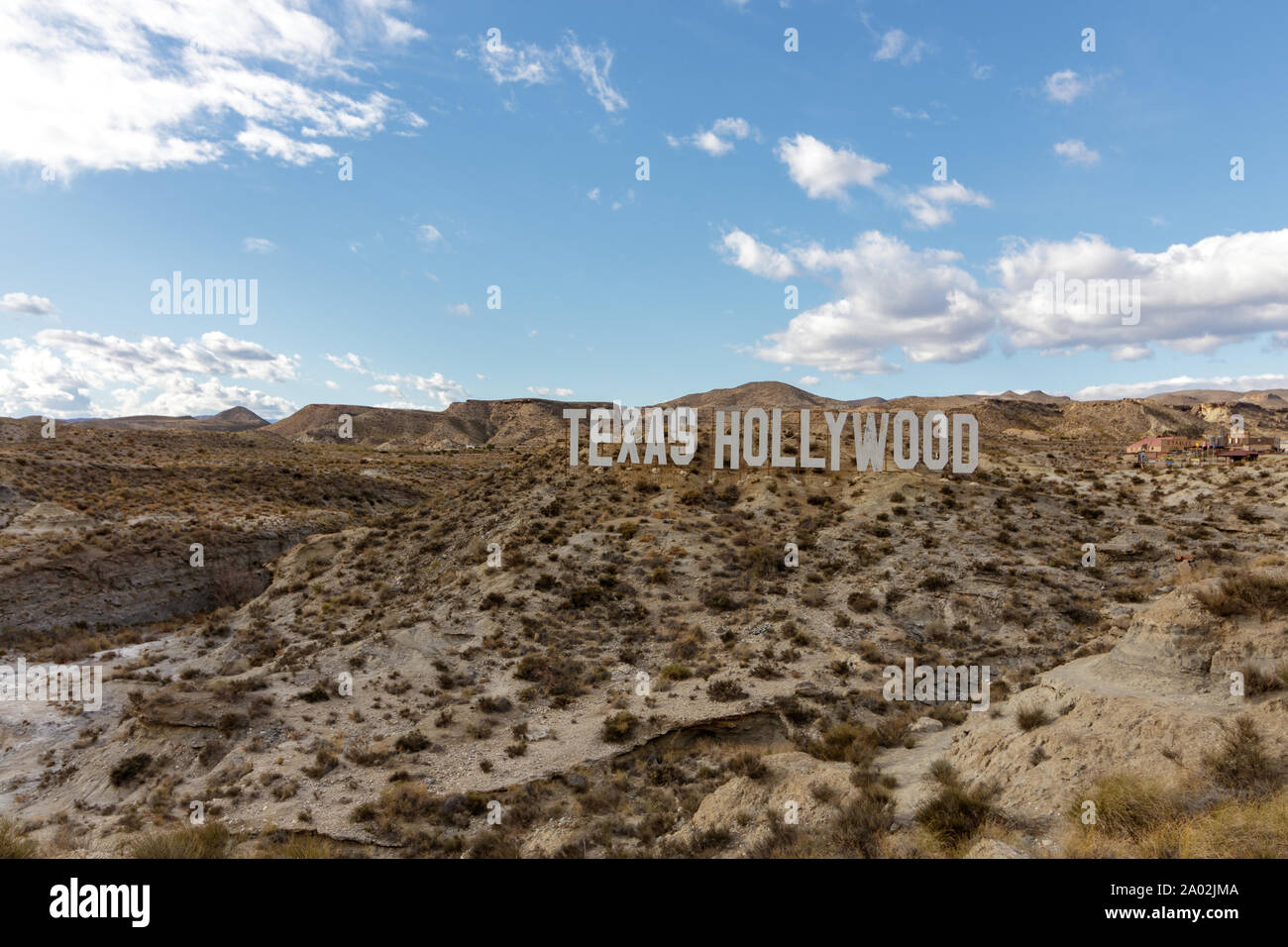 Almeria/Spanien - 26. Januar 2018: Texas Hollywood Sign in Almeria Spanien von einer weit gesehen Stockfoto