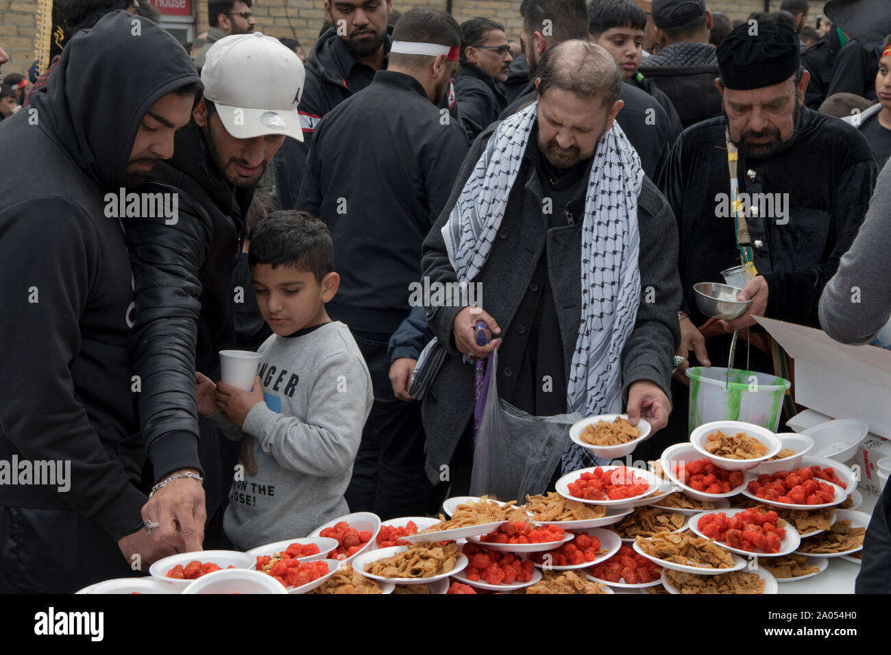 Muslimisches Festival in Großbritannien. Bradford 2019 2010s. Tag der Ashura-Parade schiitische Muslime erinnern sich an das Martyrium von Hussain Husayn ibn Ali in der Schlacht von Karbala HOMER SYKES Stockfoto