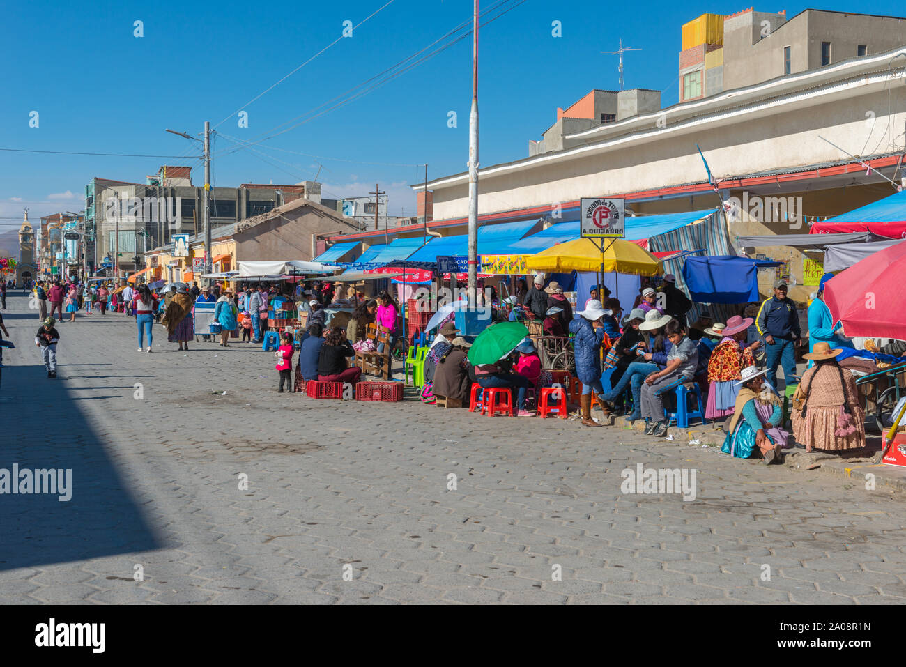 Jährliche Fest zu Ehren der Jungfrau Urkupiña, Uyuni, Potosi, Bolivien, Lateinamerika Stockfoto Jährliche Fest zu Ehren der Jungfrau Urkupiña, Uyuni, Potosi, Bolivien, Lateinamerika Stockfoto