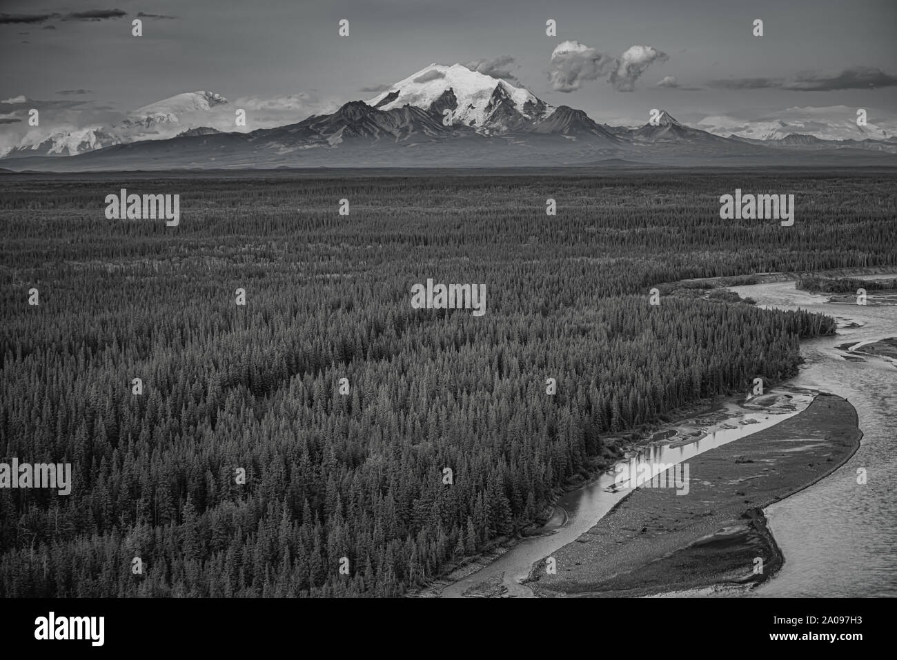 Mount Drum einen schönen 12.000 Fuß Peak in der westlichen Grenzen des Wrangell-Saint Elias National Park Stockfoto