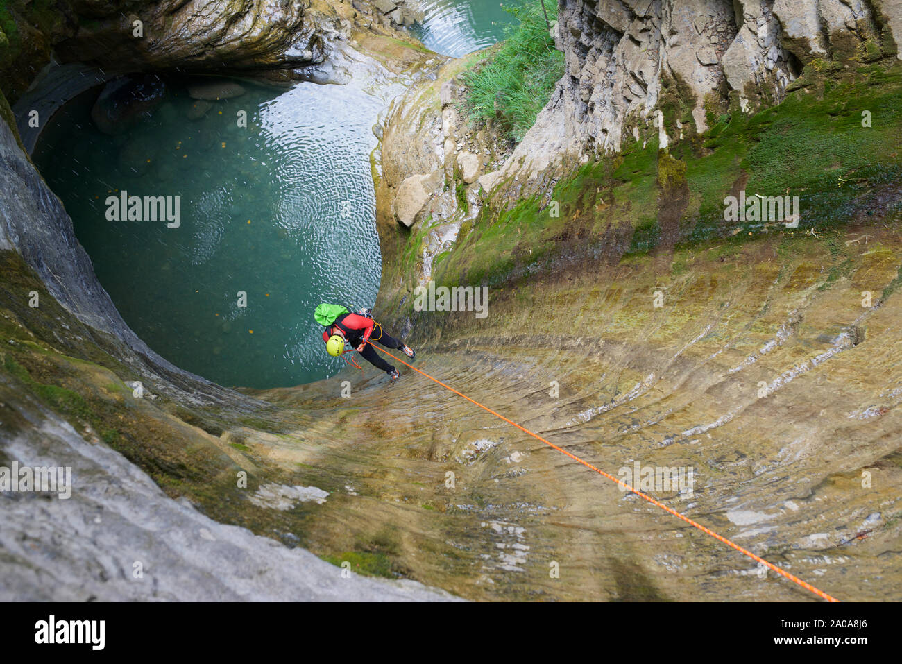 Canyoning Furco Canyon in den Pyrenäen. Stockfoto