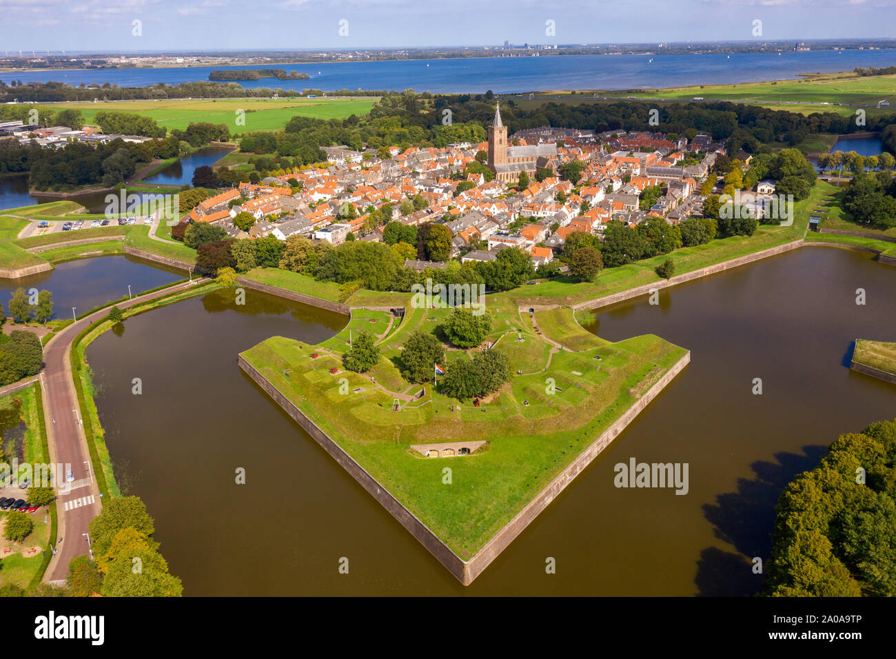 Sperrfrist Naarden Niederlande, Festung Stadt aus dem Mittelalter aus der Luft Stockfoto