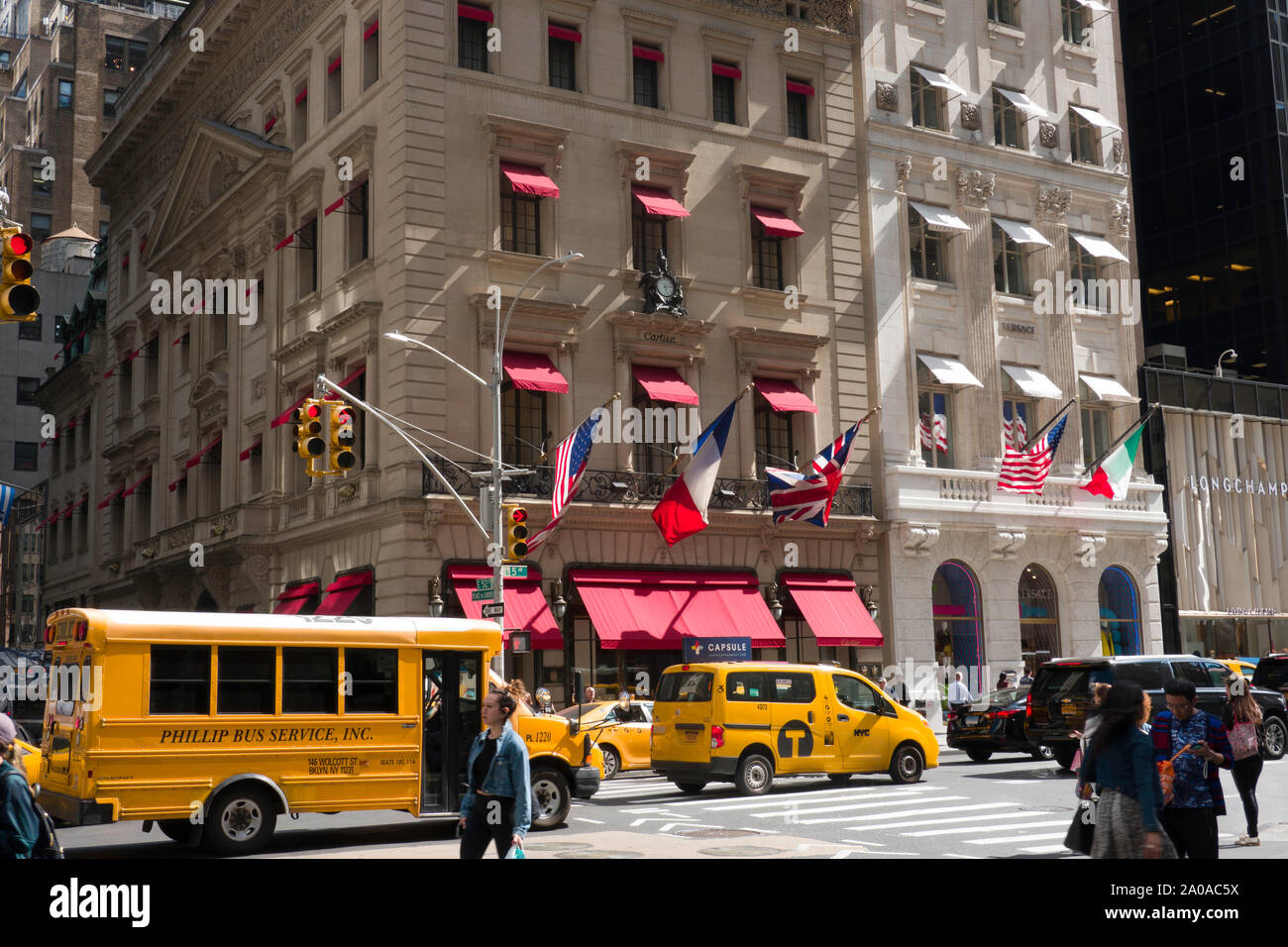 Cartier und Versace speichert, Fifth Avenue, New York, USA Stockfoto